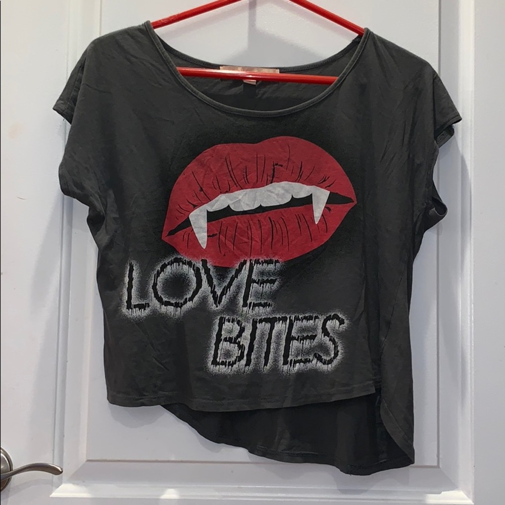 “Love Bites” Tee